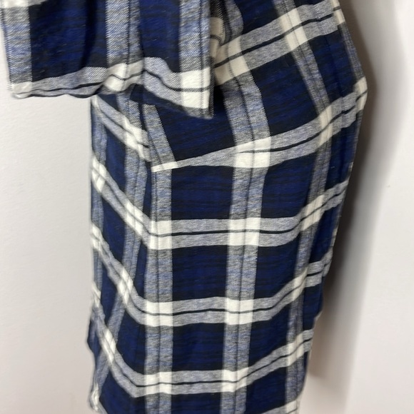 Tuckernuck Blue Plaid Flannel Button-front Shirt‎ - Picture 5 of 10
